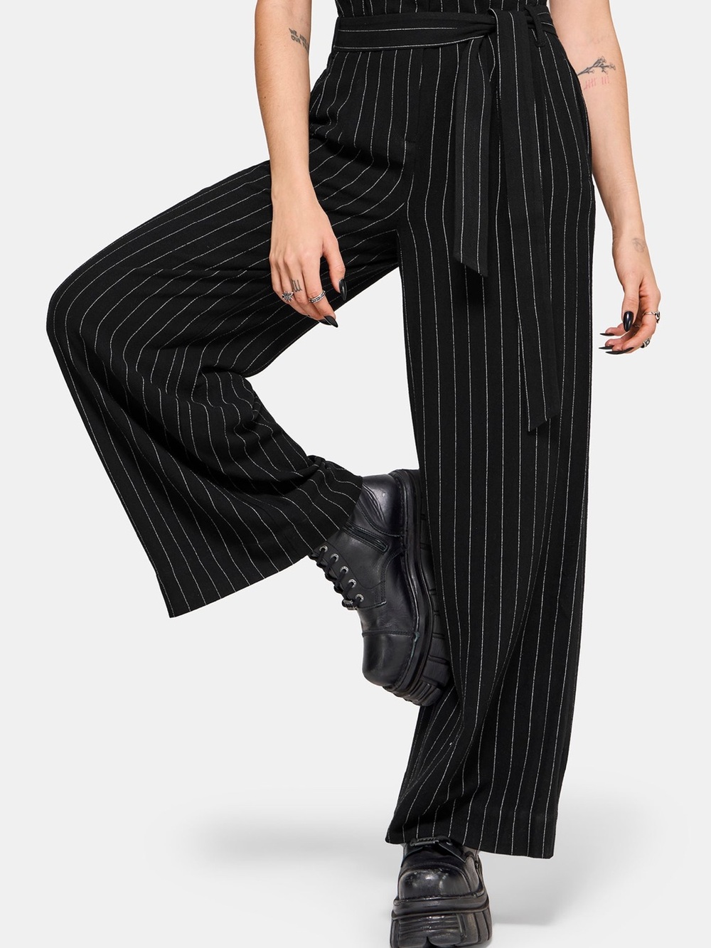 Disturbia size 10 Charli pinstripe paper bag trousers